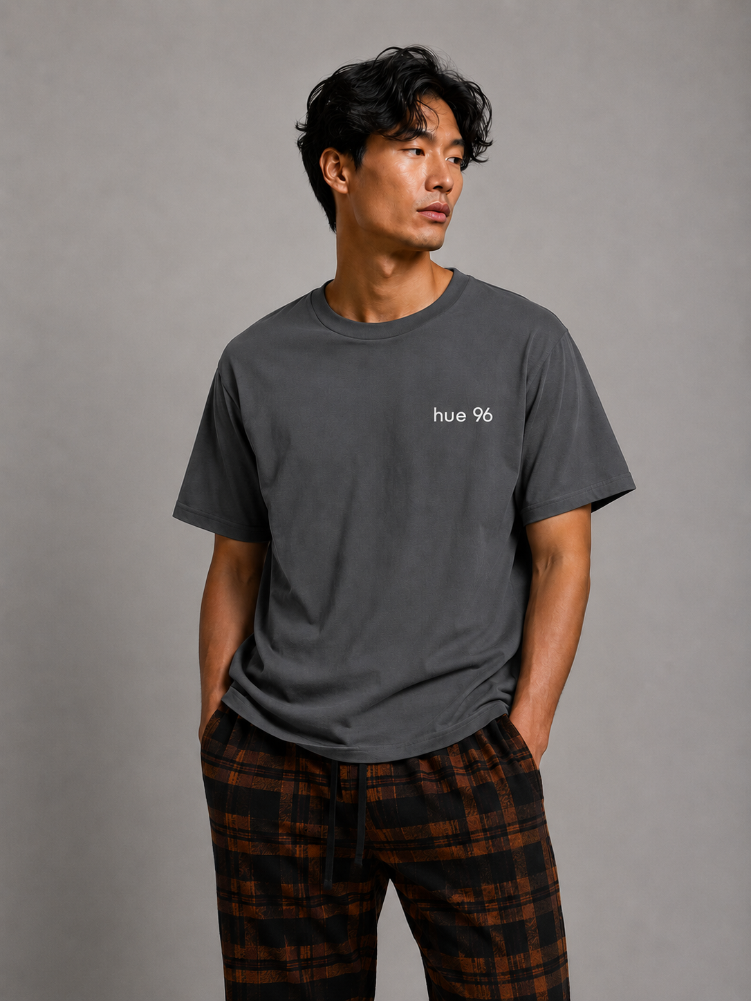 Minimal hue 96 Garment-Dyed Tee